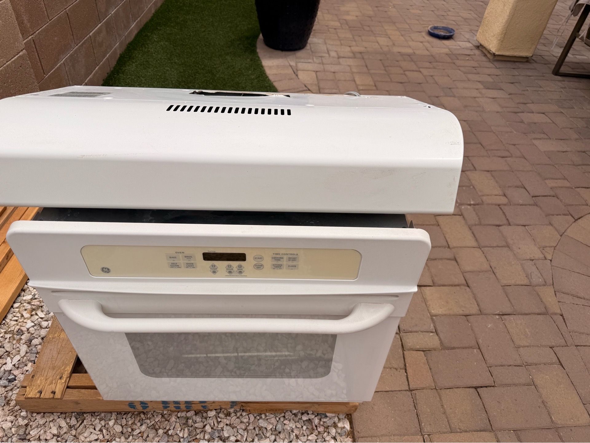 Stove oven extractor