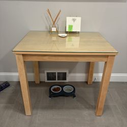 Mini Table 