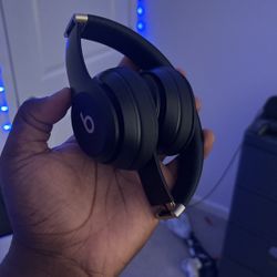Beats Solo 4
