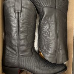 Alfa Boots (Size 12)