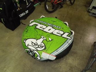 Used Airhead AHRE-12 Airhead Rebel Tow Tube