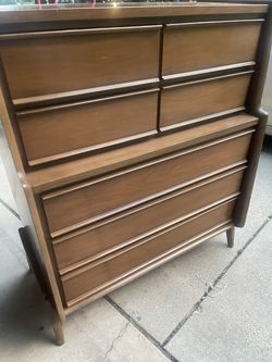 Fabulous Midcentury modern  seven drawers dresser