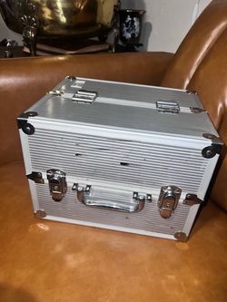 Caboodle metal train Make up case