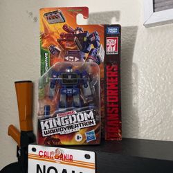 Kingdom War For Cybertron Soundwave