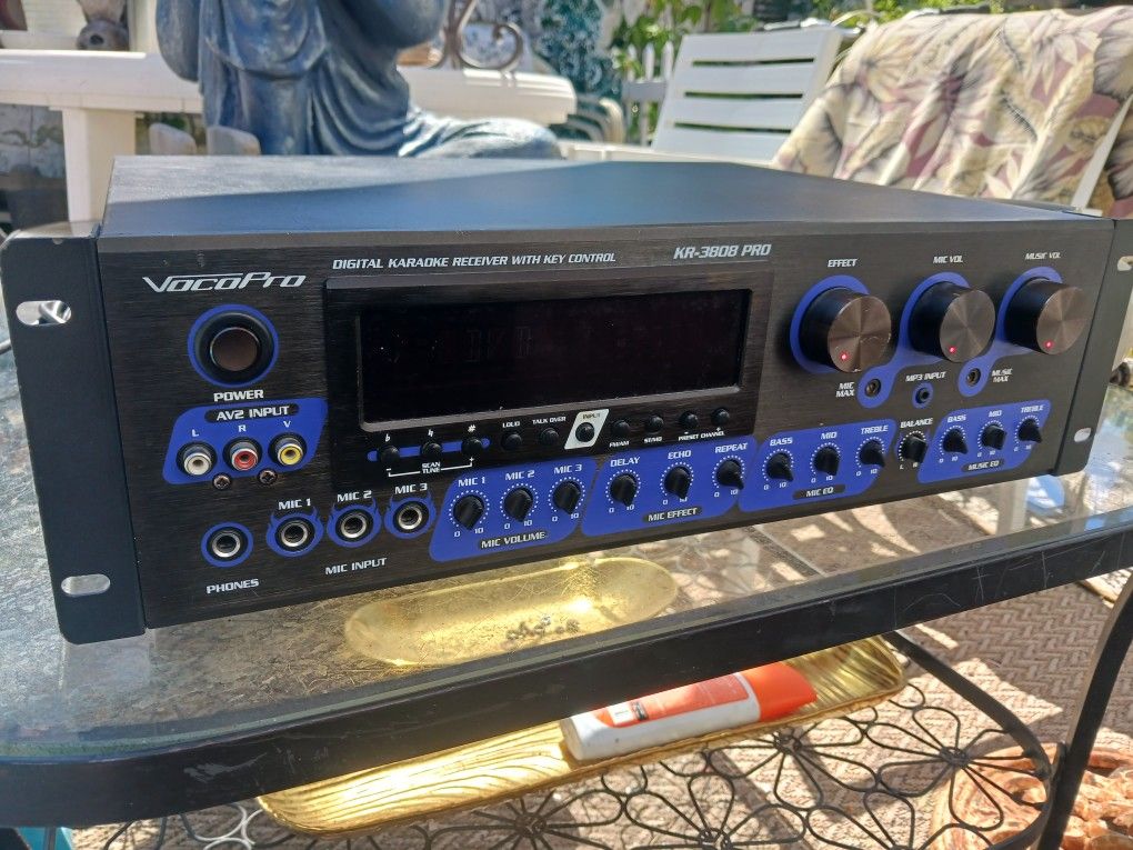 VocoPro Karaoke/DVD/CD Amplifier