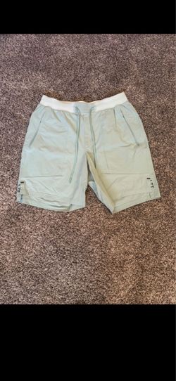 Lululemon Shorts Size Medium