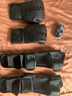 MMA Boxing/Sparring Shin Guards and Gloves