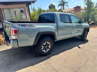 2023 Toyota Tacoma TRD Off-road