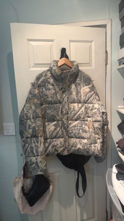 Tree Camo puffer jacket