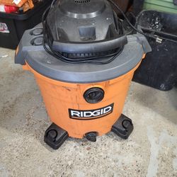 Rigid Wet Dry Shop Vac