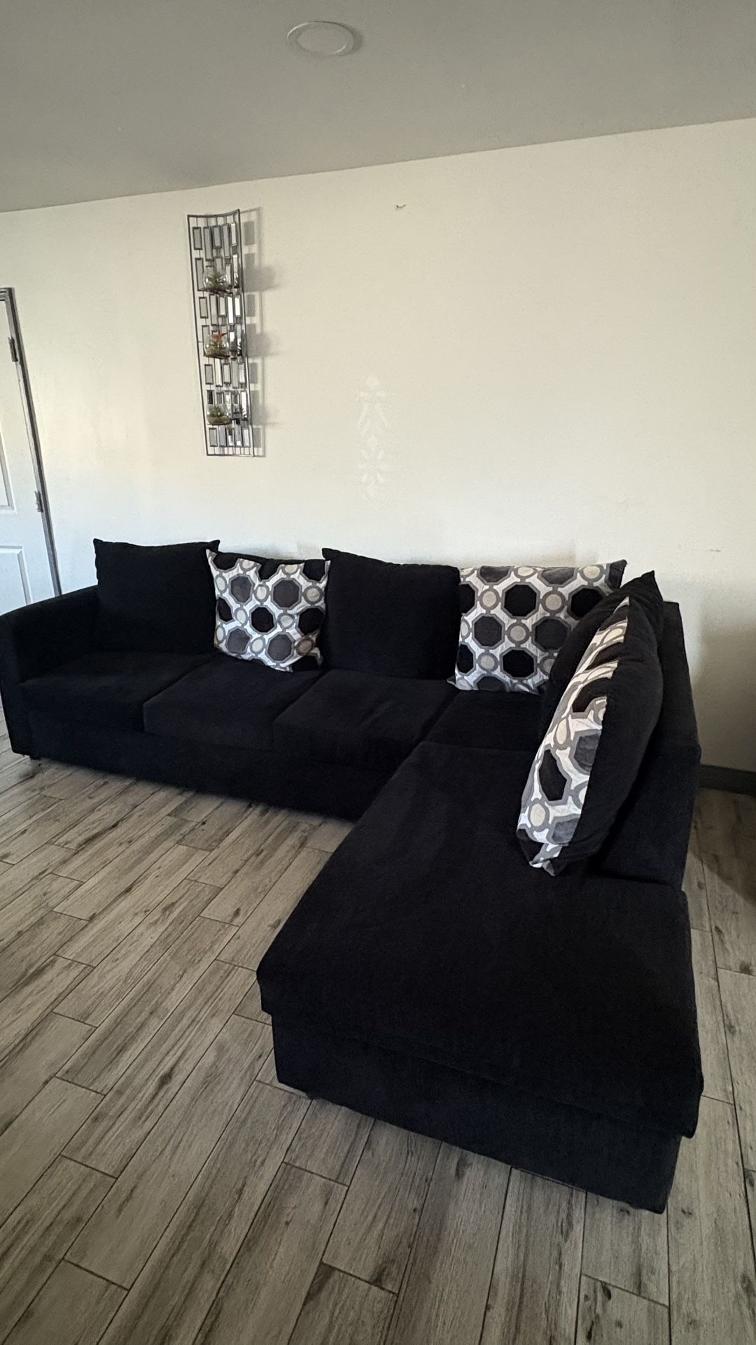 Black Sectional Sofa with Chaise - Great Condition