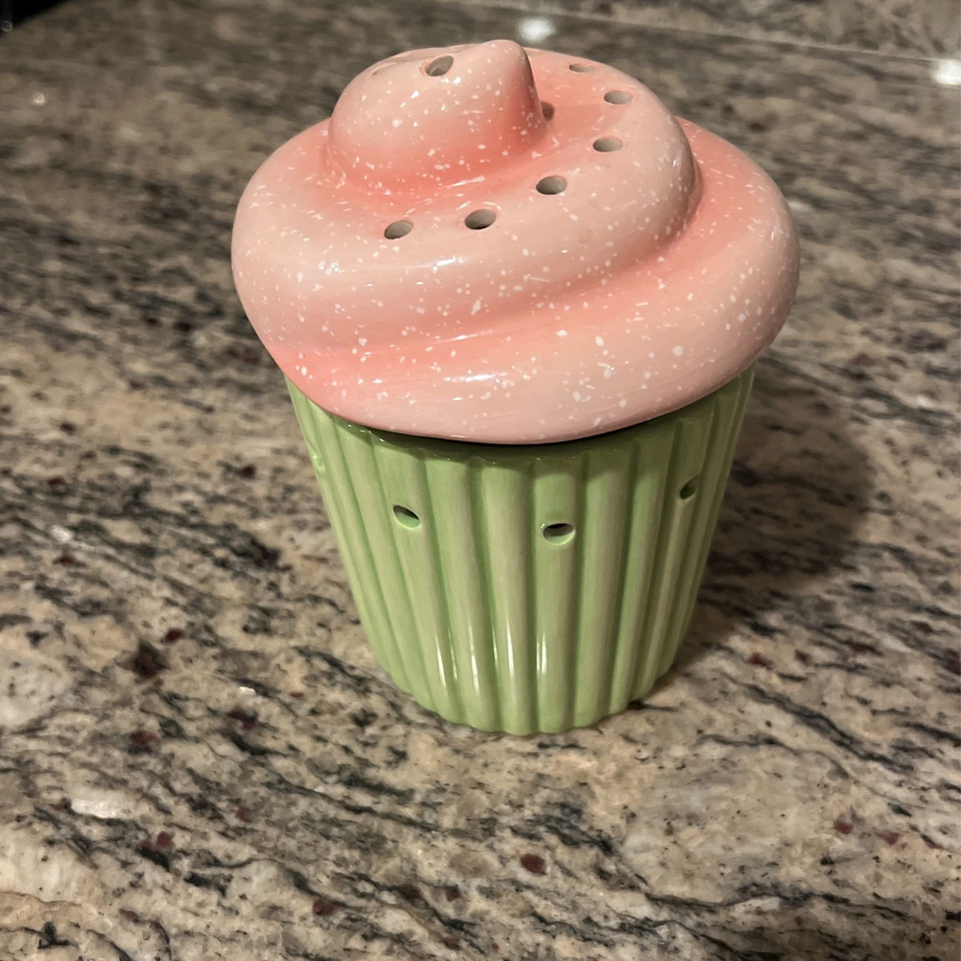 Scentsy Cupcake Warmer