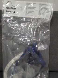 CPAP MASK SYSTEMS (3) DIFFERENT SIZES