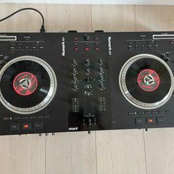 Numark NS7  DJ Controller 