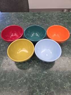 Set Of 5 Cereal Bowls 🥣