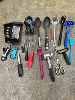 Kitchen Utensil & Cooking Tool Bundle – 20+ Pieces – $30