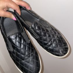 Steve Madden Quilted Slip Ons Size 7