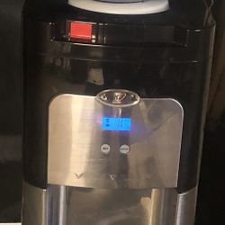 WHIRLPOOL WATER DISPENSER 