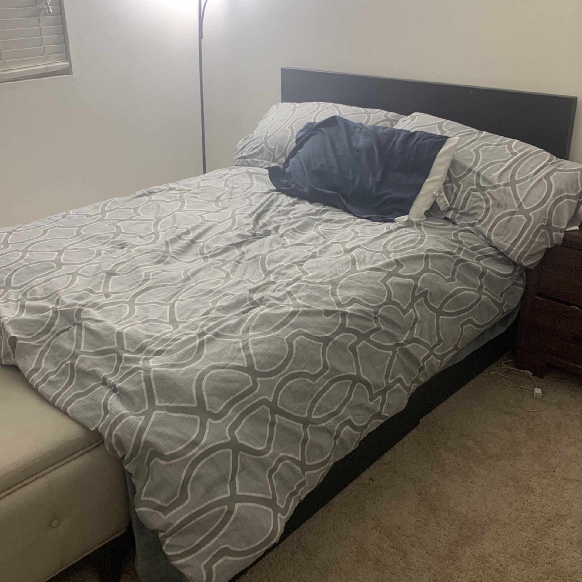 Full Bed For Sale - Mattress Included - Great Condition