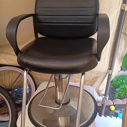 Adjustable swivel bar stool with backrest and footrest