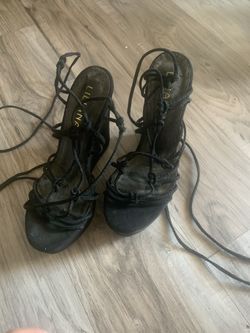 Brand New Never Worn Size 8