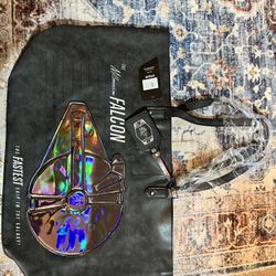 Starwars Bioworld Millennium Falcon Purse