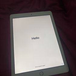 iPad Pro 9.7” (Cellular + WiFi) - Rose Gold - Excellent Condition