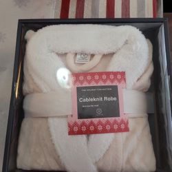 Martha Stewart Macy's Robe