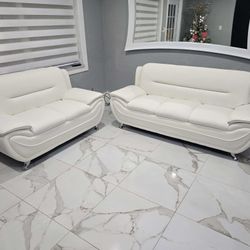 Brand New Sofa and Loveseat / Sofa y Loveseat Nuevos a Estrenar....fast Delivery 🚚 