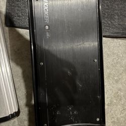 Kicker Amp 650x4 