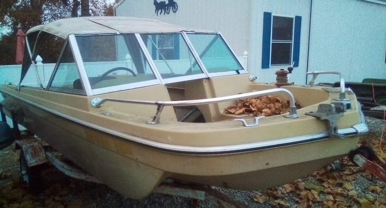 Photo Clear Title. Good Boat No Leaks Runs Good
