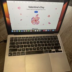 MacBook Air M1 (2020) - 16GB RAM  ~ 1TB  SSD - Excellent - $725