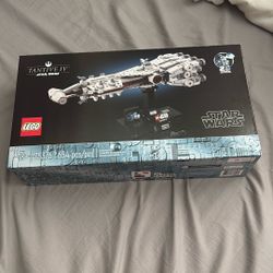 Unboxed LEGO Star Wars Tantive IV Display Ship