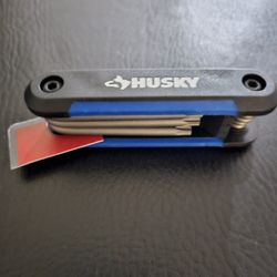 Folding Tamperproof Torx Key (8-Piece)