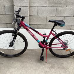 26” Mountain Gigant Ground Zero Bike For Womens 6 Speeds Excellent Condition $165