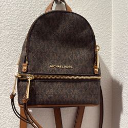 Micheal Kors backpack
