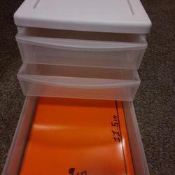 3 Drawer Unit (White) 12x9in