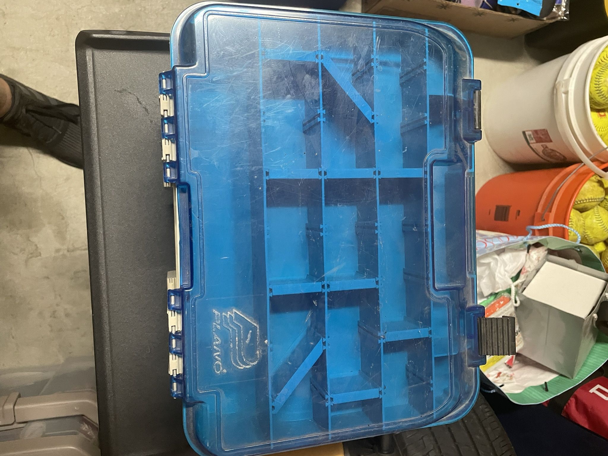 Plano Two Level Magnum 3500 Tackle Box Beige 1- Pack Sandstone/Blue