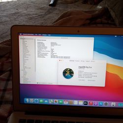 MacBook Air 13in Big Sur