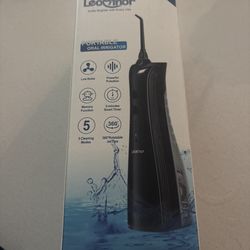 Brand New Portable Water Flosser / Oral Irrigator (Sealed)