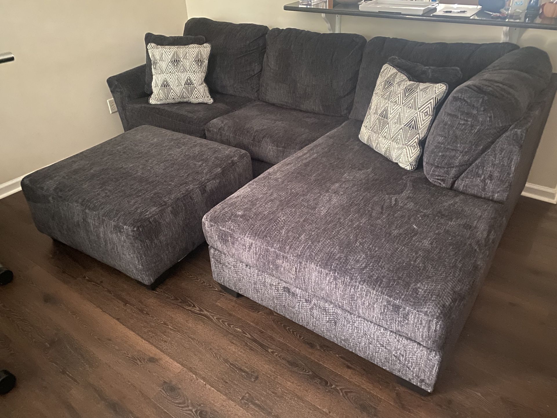 Sectional Couch with Chaise Lounge & Ottoman