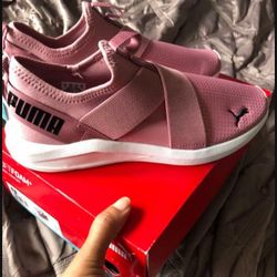 Puma Women's Tennis Shoes 8.5/9/ Puma Tennis Nuevos