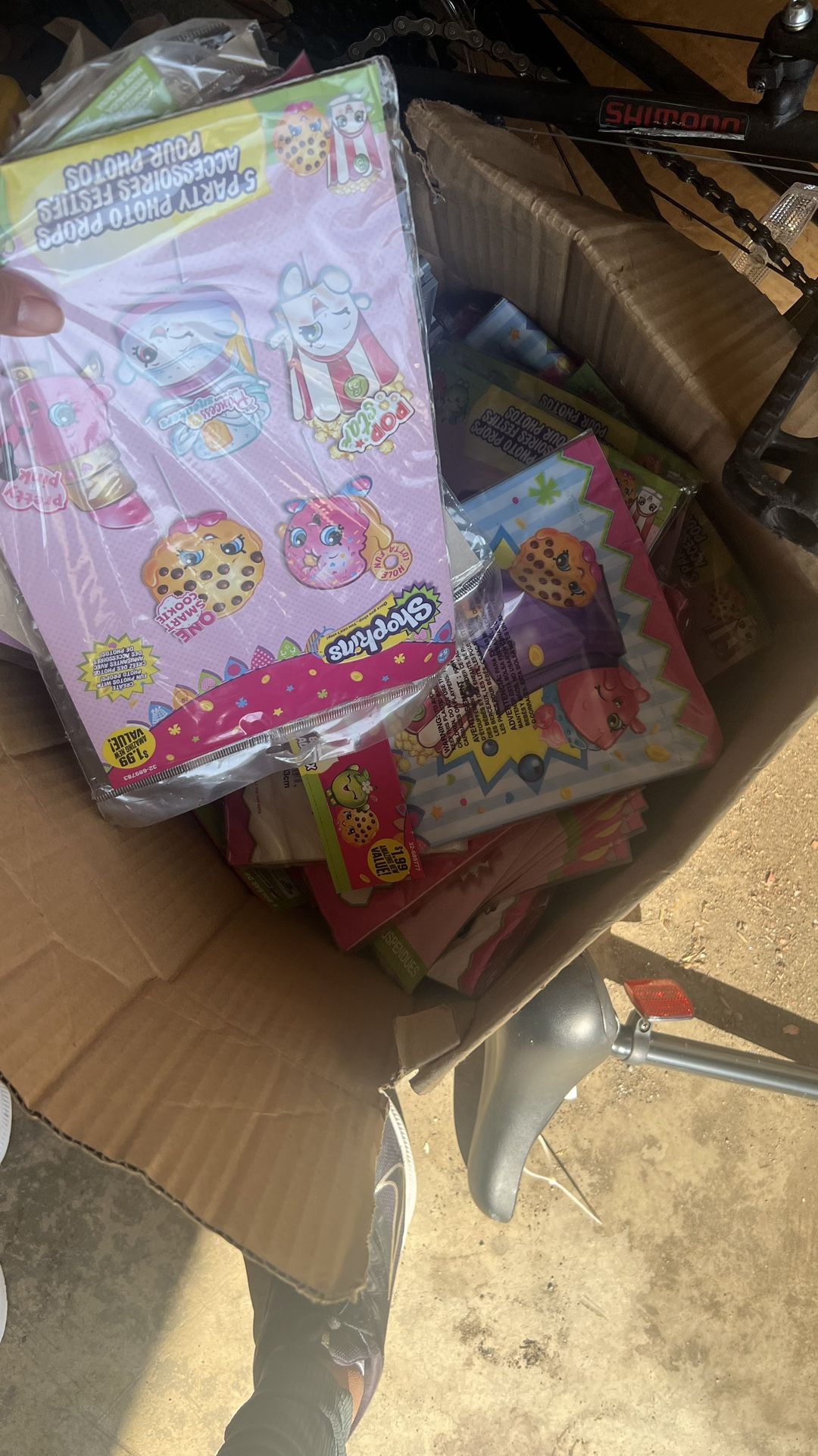 Box Of Shopkins Party Supplies