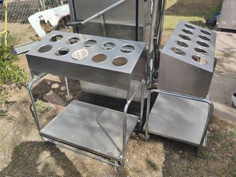 Mesas para poner cucharas o tenedores en restaurant o buffet 2x 60.00 dlls