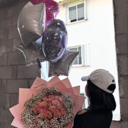 Bouquet 25 Stems + 5 Helium Balloons 