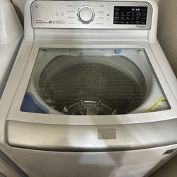 LG Washer and Dryer For sale. 
