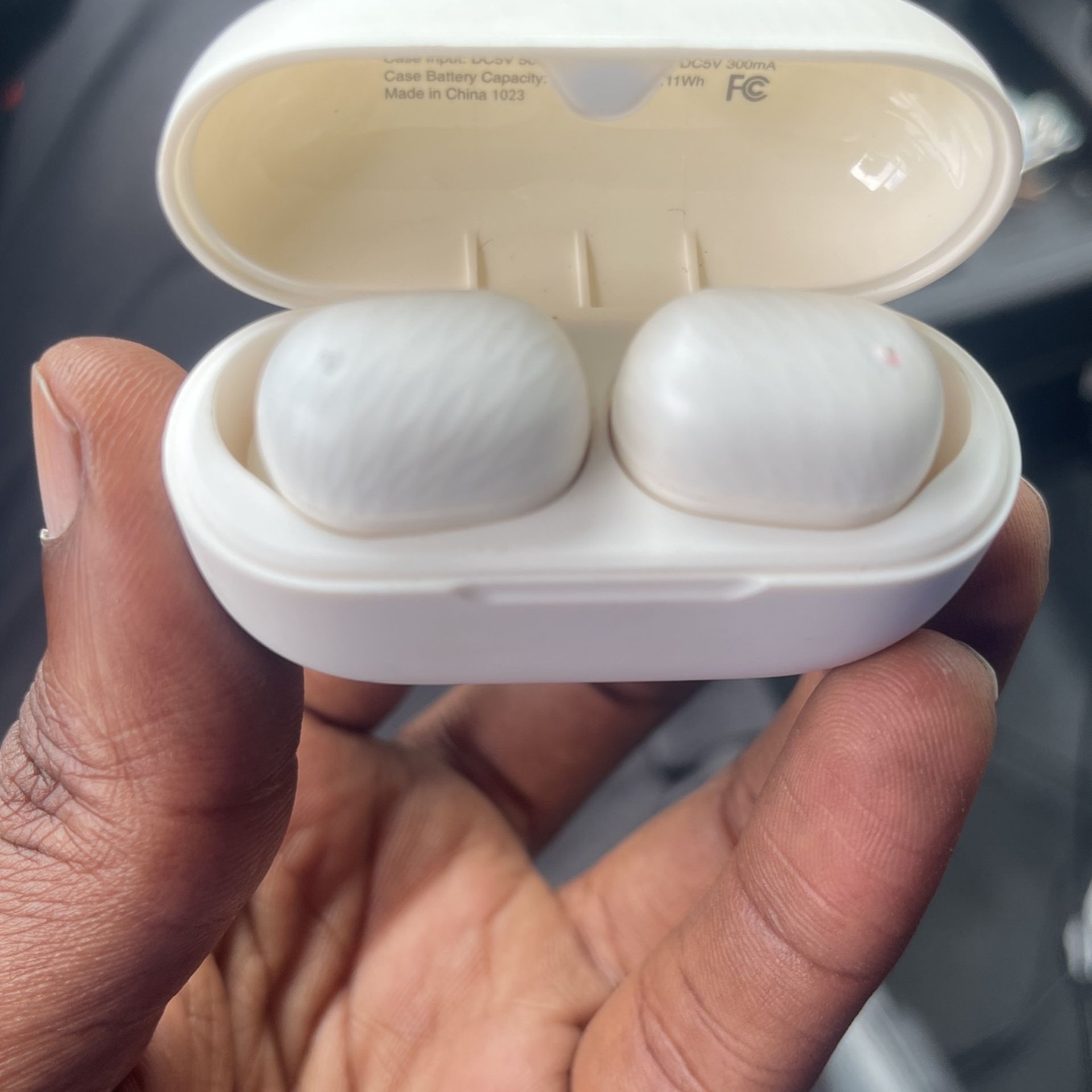 Earbuds