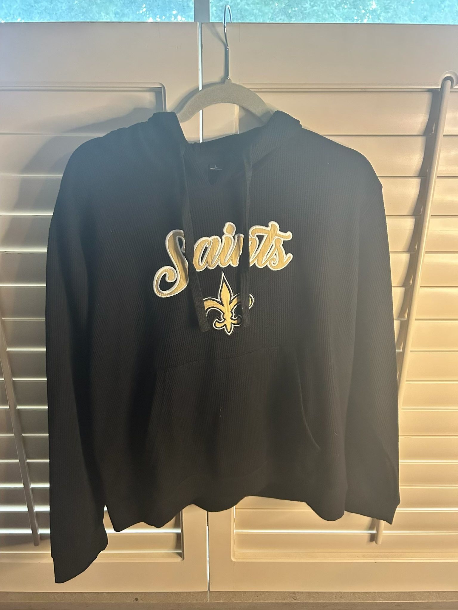New Women’s New Orleans Saints Hoodie Size Large 