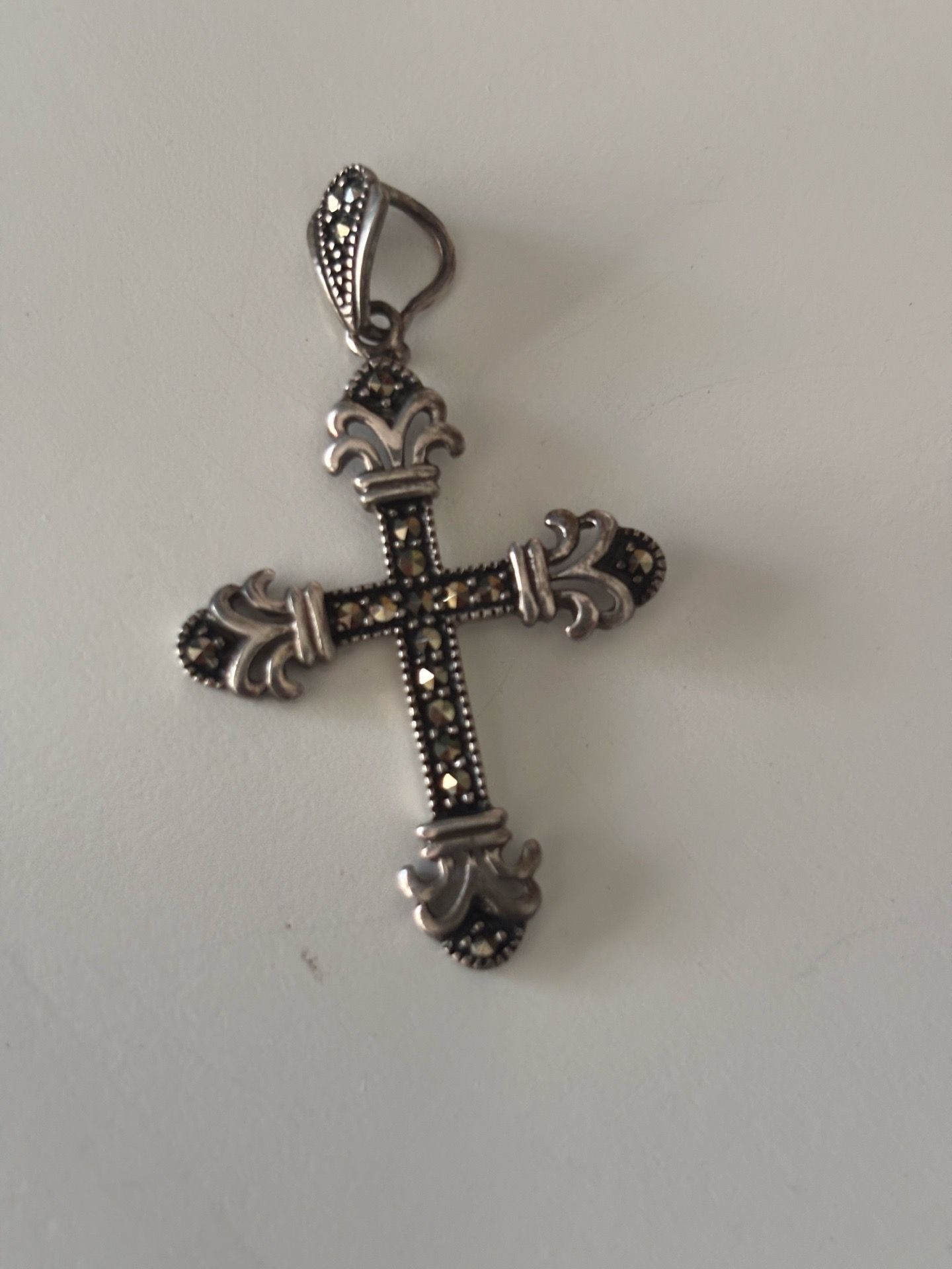 Sterling silver marchasite fleur de li pendant
