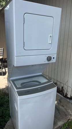 Washer/dryer stackable one unit